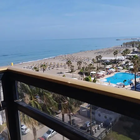 Edificio El Remo Vistas Al Mar Sun&beach * トレモリノス